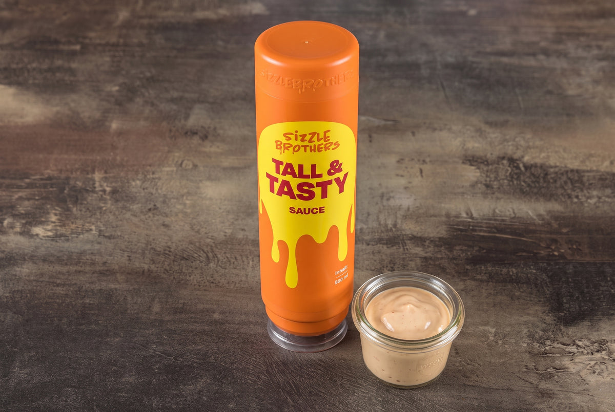 Sizzle Brothers Tall & Tasty Sauce 500 ml Flasche mit Saucen-Probe im Weck-Glas