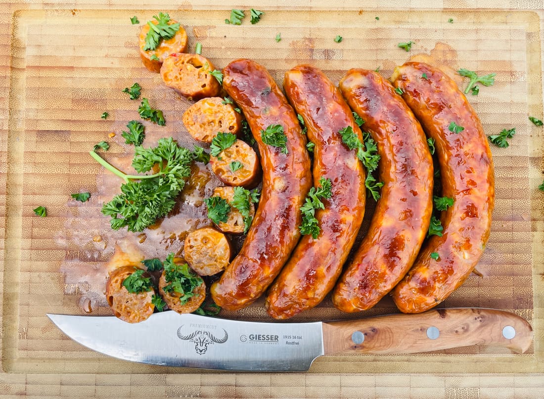 Donlicate Cheddar-Chili Brats